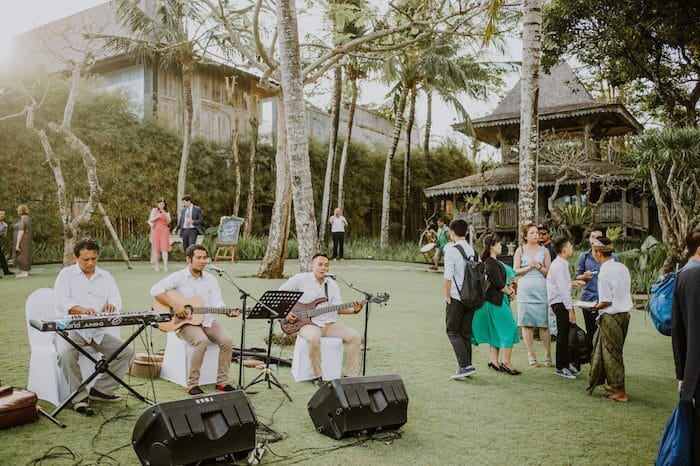 A Bali wedding in the grounds of a hotel.